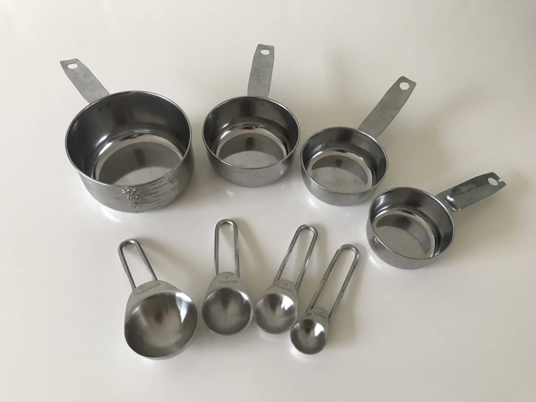 Gewicht van cups, tablespoons en teaspoons